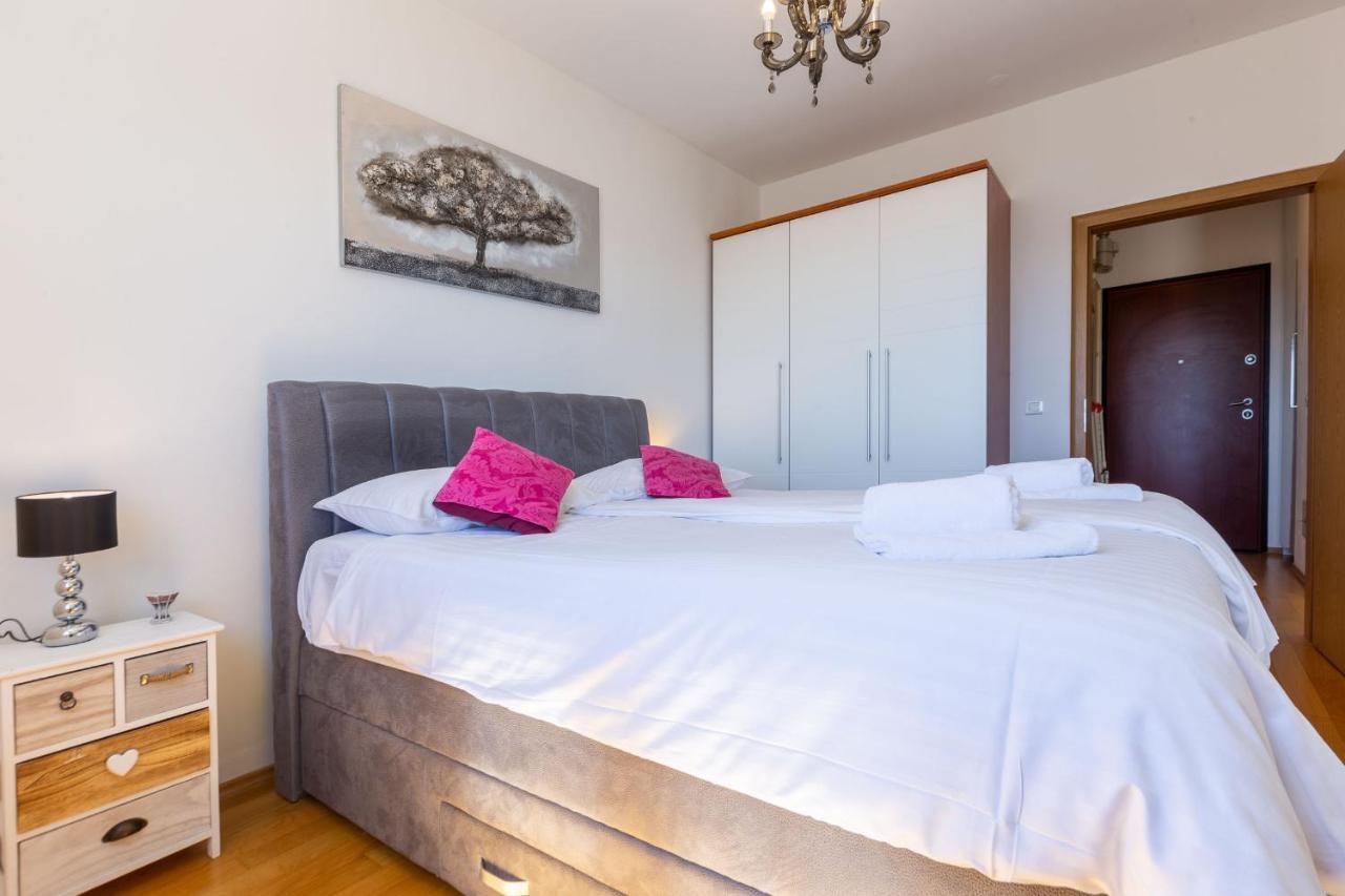 Jadran Apartment With Balcony And Parking Garage 扎达尔 外观 照片