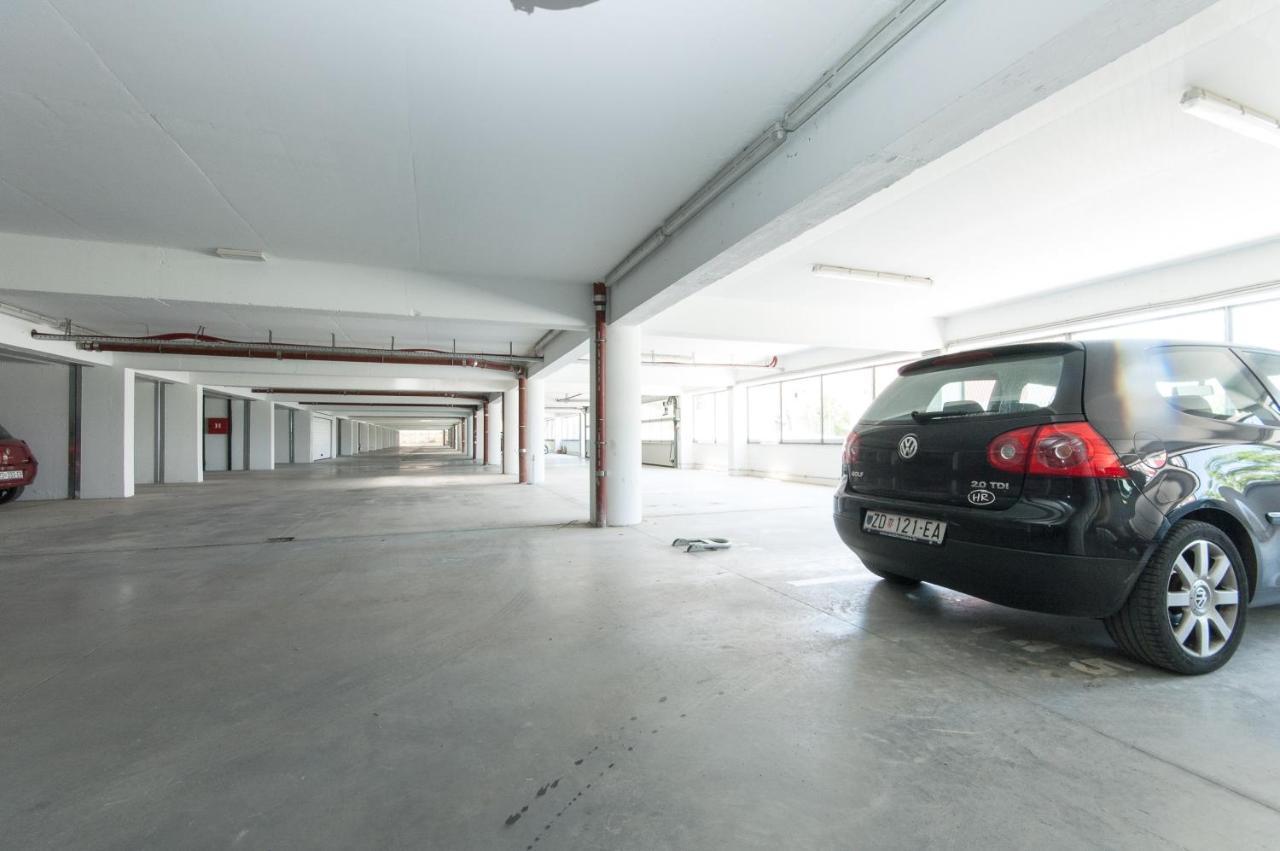 Jadran Apartment With Balcony And Parking Garage 扎达尔 外观 照片